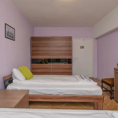 Our Is Your - Cosy Two Bedroom Next To Ndk And Vitoshka *