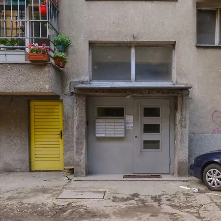 Apartment Our Is Your - Cosy Two Bedroom Next To Ndk And Vitoshka