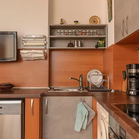 Our Is Your - Cosy Two Bedroom Next To Ndk And Vitoshka Sofia