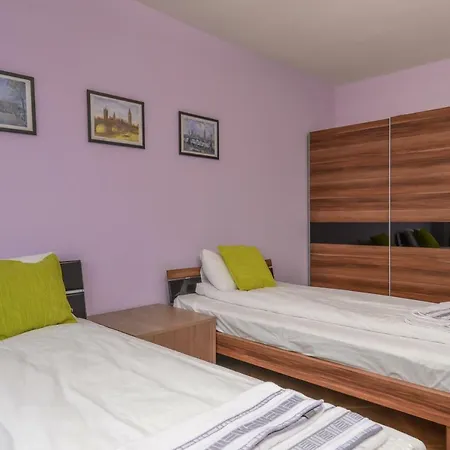 Our Is Your - Cosy Two Bedroom Next To Ndk And Vitoshka Apartment *