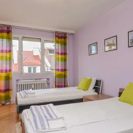 Our Is Your - Cosy Two Bedroom Next To Ndk And Vitoshka Apartment