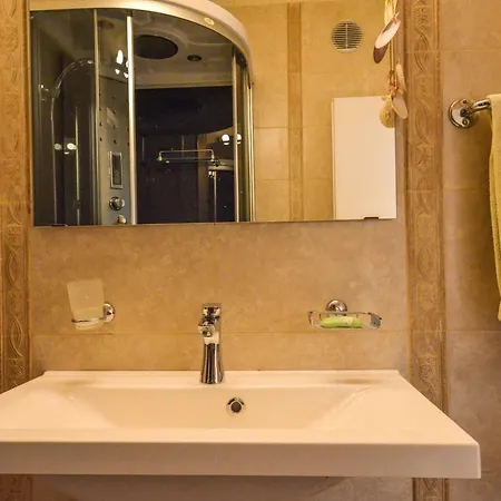 Our Is Your - Cosy Two Bedroom Next To Ndk And Vitoshka *